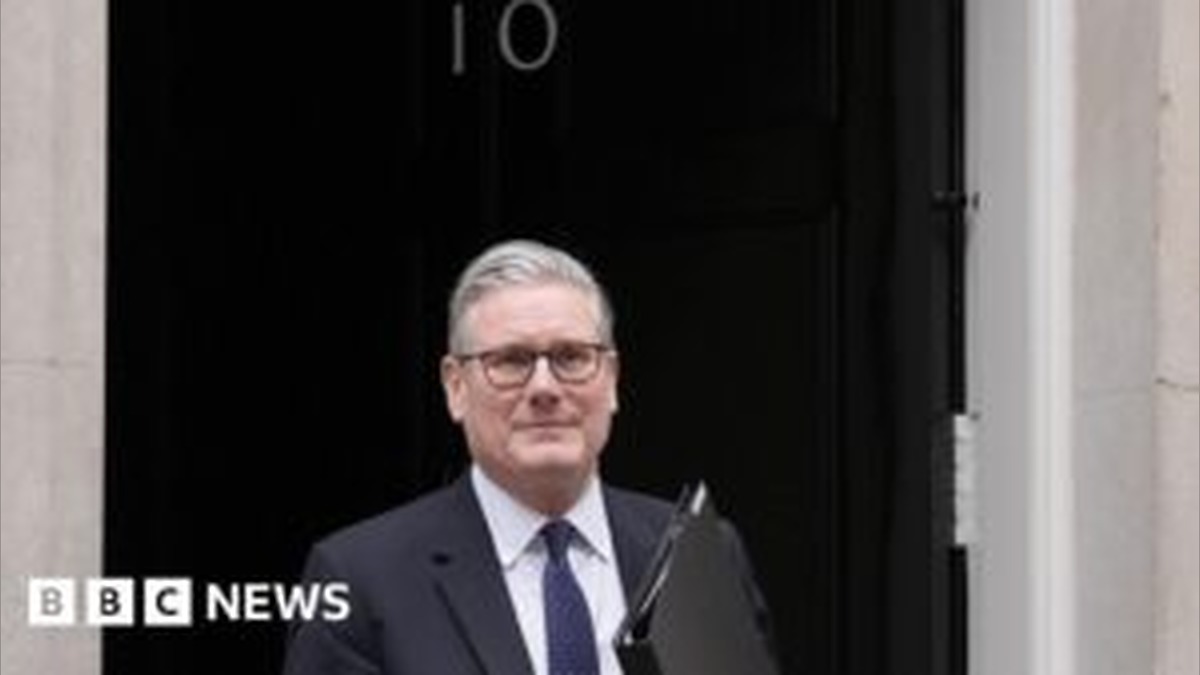 Andy Burnham demands radical Westminster overhaul in London as the explosive “Mandelson Files” scandal exposes Labour government infighting and triggers nationwide political outrage