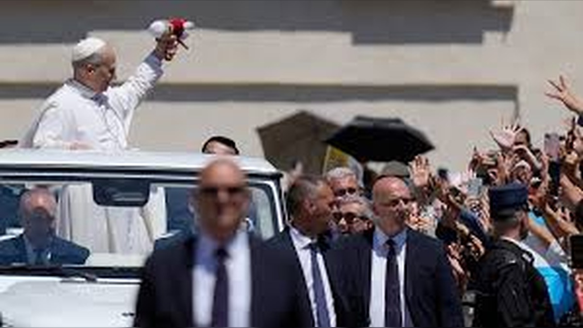 Pope Leo XIV Storms Into Spain as He Confronts Migration Crisis and Political Turmoil in Madrid Amid Massive Public Uprising Expectations